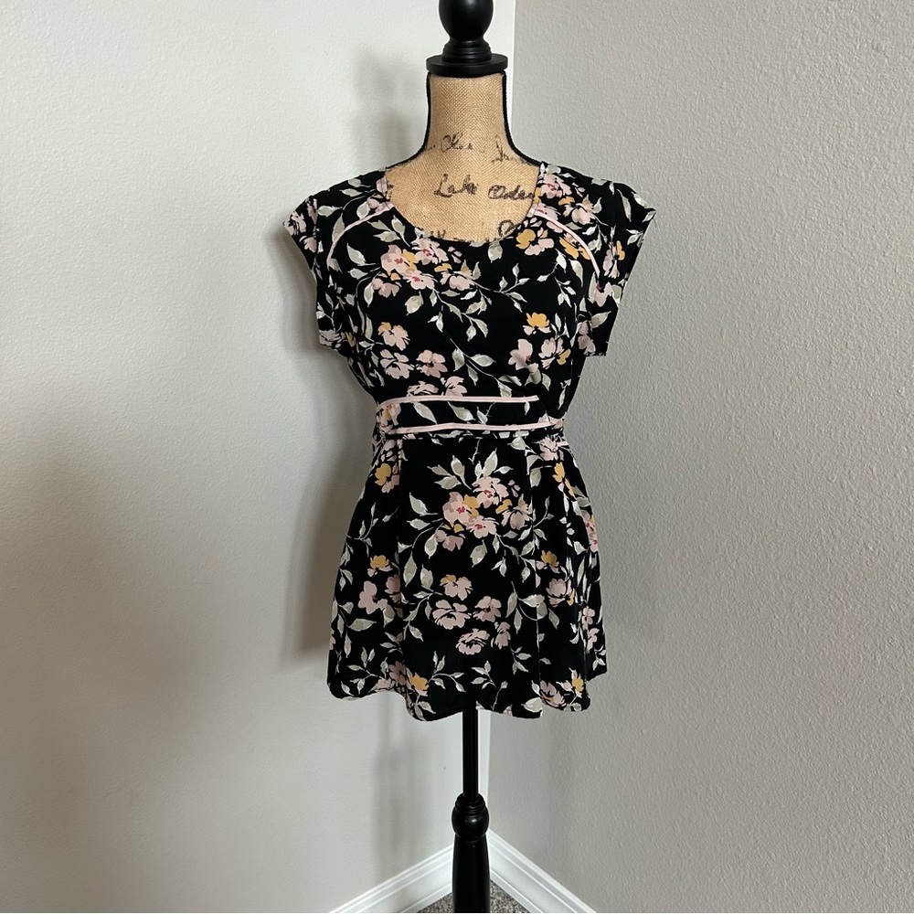Motherhood Maternity floral top